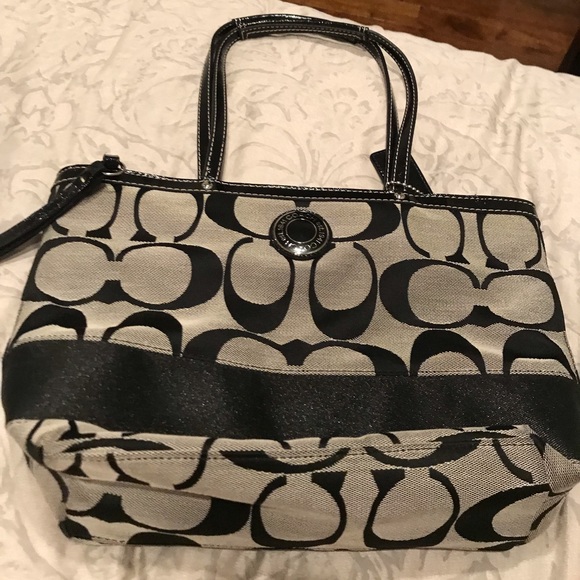 Coach Handbags - Medium Size Coach Purse Black Gray Leather